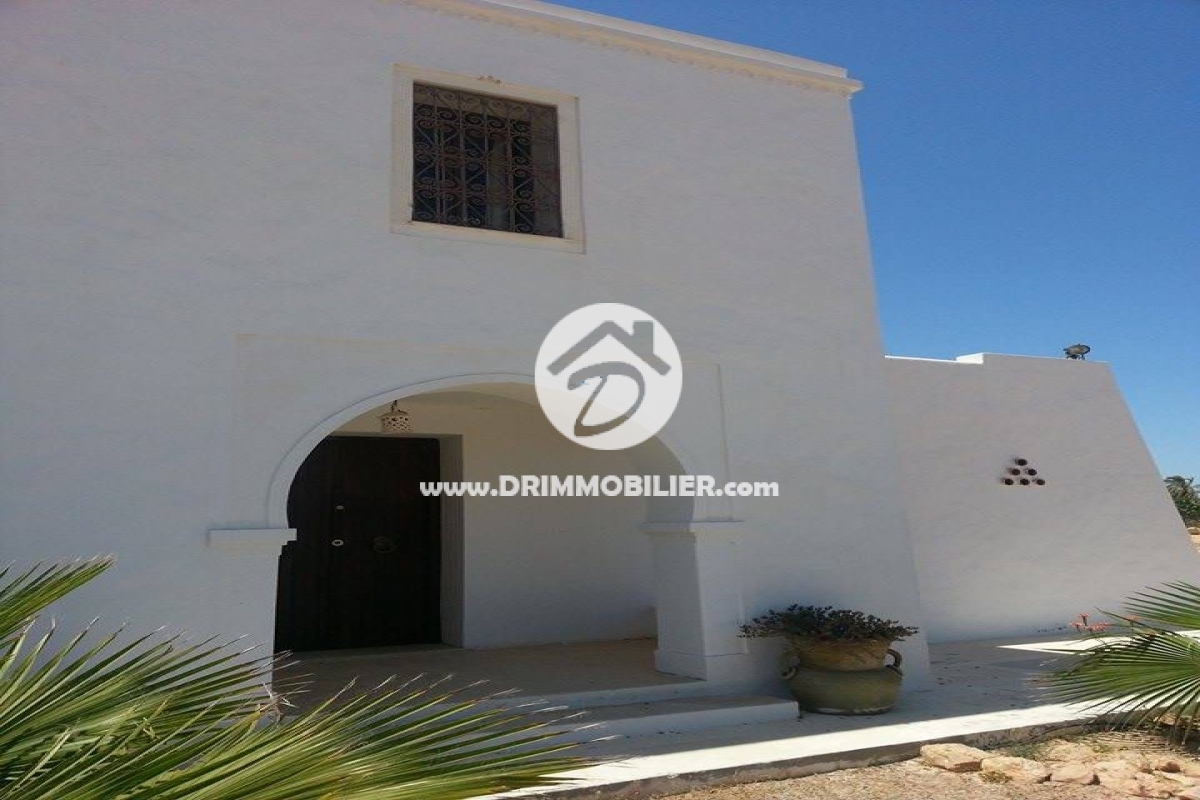 V 241 -                            Koupit
                           Villa Meublé Djerba